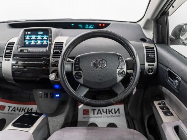 Toyota Prius II Рестайлинг (XW20) с пробегом 2009 года, цена 675 000 рублей, 261376 км, лифтбек, Автокод Объявления