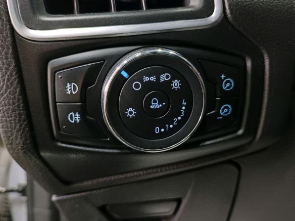 Ford Focus III с пробегом 2012 года, цена 950 000 рублей, 268000 км, седан, Автокод Объявления
