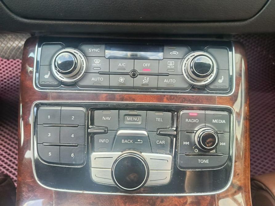 Audi A8 III (D4) Москва  - изображение 18