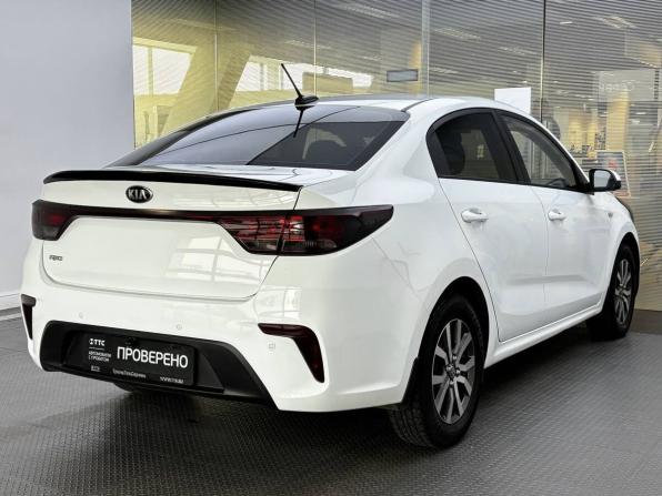 Kia Rio IV с пробегом 2018 года, цена 1 055 000 рублей, 176616 км, седан, Автокод Объявления