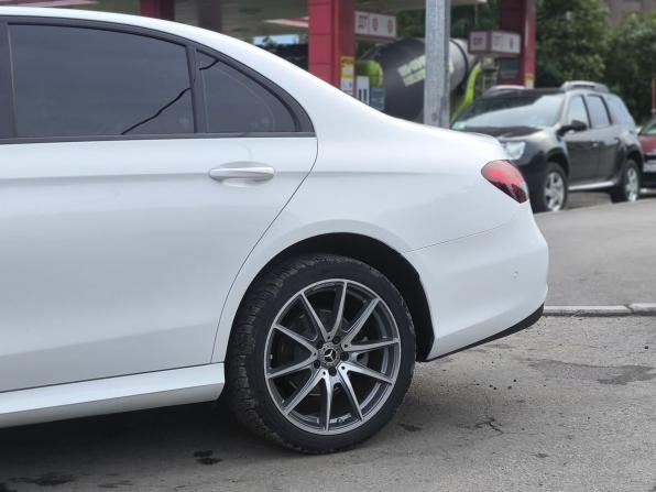 Mercedes-Benz E-Класс V (W213 S213 C238) Рестайлинг с пробегом 2021 года, цена 4 350 000 рублей, 73204 км, седан, Автокод Объявления
