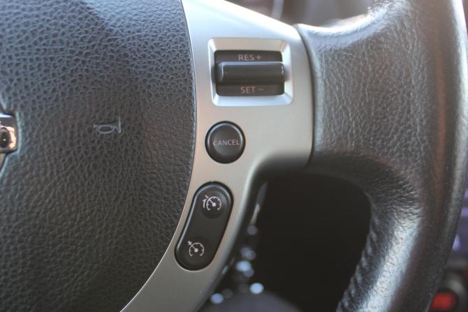 Nissan Qashqai I Рестайлинг с пробегом 2013 года, цена 937 000 рублей, 196642 км, внедорожник, Автокод Объявления