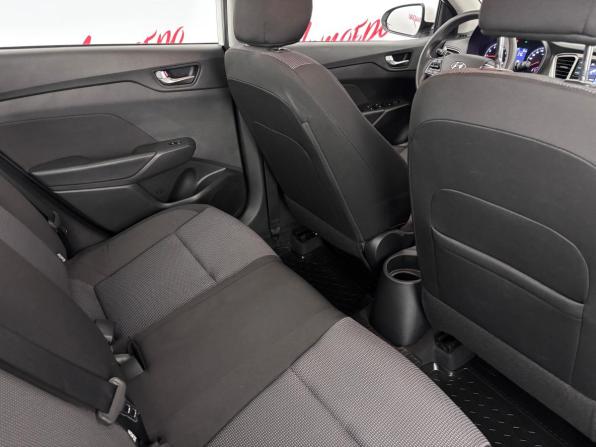 Hyundai Solaris II Рестайлинг с пробегом 2021 года, цена 1 469 000 рублей, 97271 км, седан, Автокод Объявления
