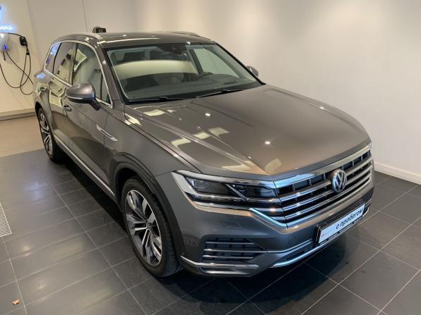 Volkswagen Touareg III с пробегом 2019 года, цена 4 169 000 рублей, 176023 км, внедорожник, Автокод Объявления