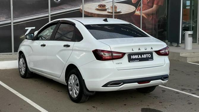 Lada (ВАЗ) Vesta I Рестайлинг (NG) с пробегом 2024 года, цена 1 335 000 рублей, 45273 км, седан, Автокод Объявления