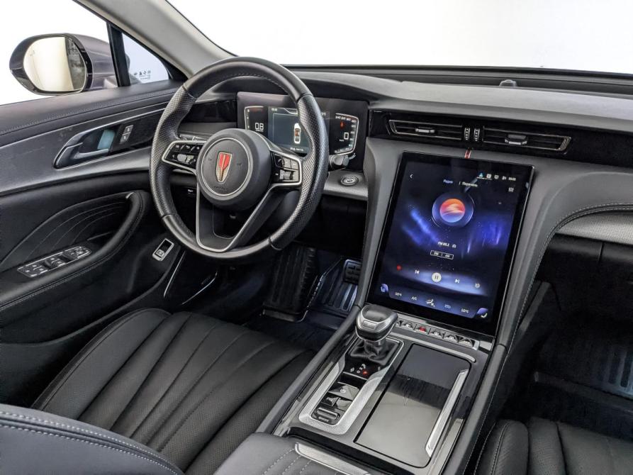 Hongqi H5 II Москва  - изображение 29