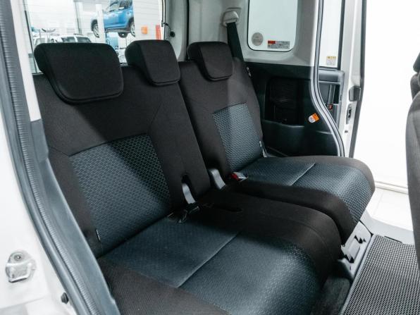 Toyota Roomy I Рестайлинг с пробегом 2021 года, цена 1 050 000 рублей, 107627 км, минивэн, Автокод Объявления