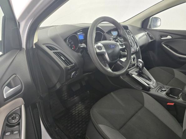Ford Focus III с пробегом 2013 года, цена 950 000 рублей, 93793 км, хэтчбек, Автокод Объявления
