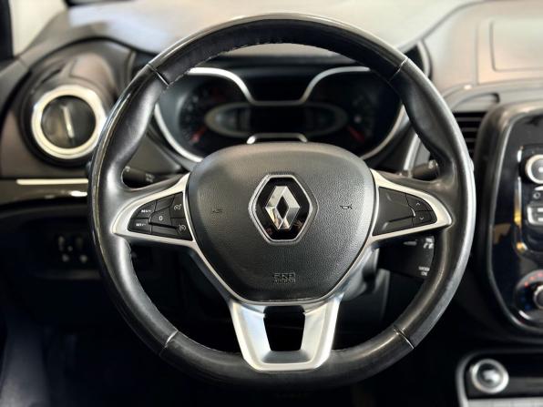 Renault Kaptur I Рестайлинг с пробегом 2021 года, цена 1 058 000 рублей, 156185 км, внедорожник, Автокод Объявления