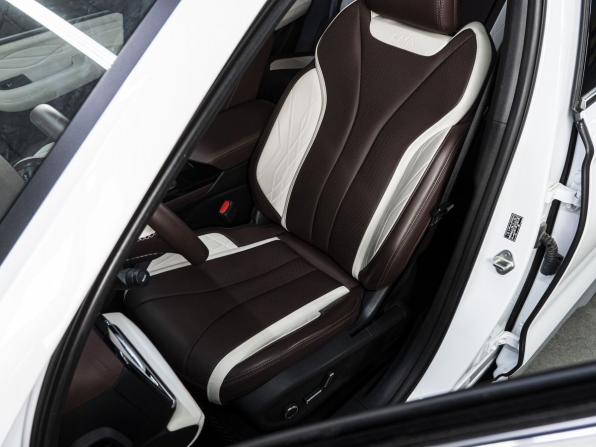 Geely Monjaro I с пробегом 2024 года, цена 3 650 000 рублей, 25639 км, внедорожник, Автокод Объявления