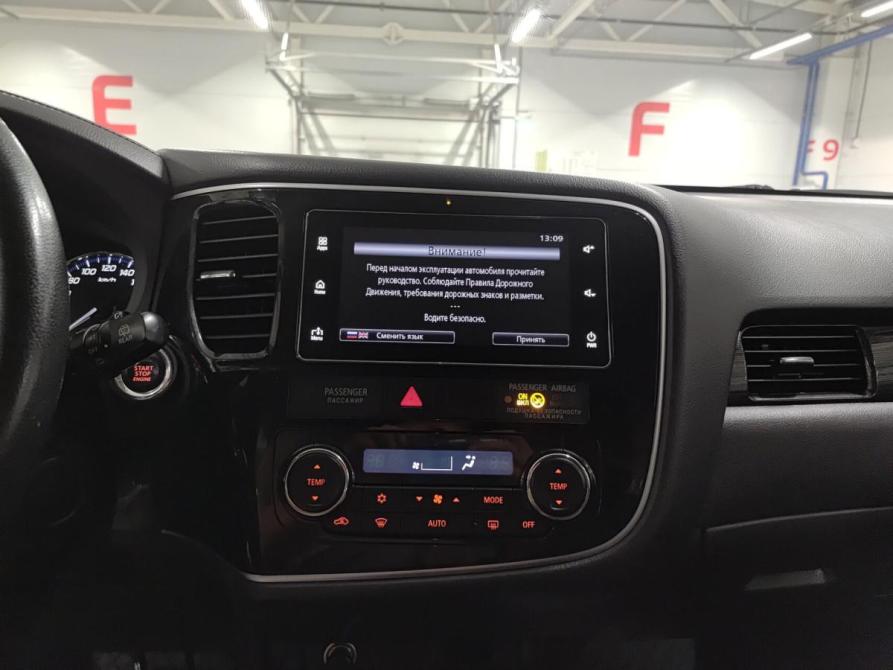Mitsubishi Outlander III Рестайлинг 3 Казань  - изображение 18