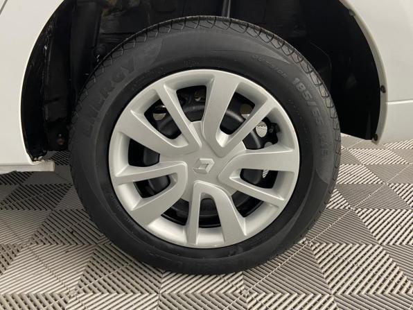 Renault Logan II Рестайлинг с пробегом 2019 года, цена 945 000 рублей, 142753 км, седан, Автокод Объявления