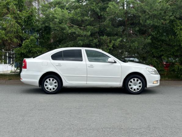 Skoda Octavia II (A5) Рестайлинг с пробегом 2012 года, цена 570 000 рублей, 220997 км, лифтбек, Автокод Объявления