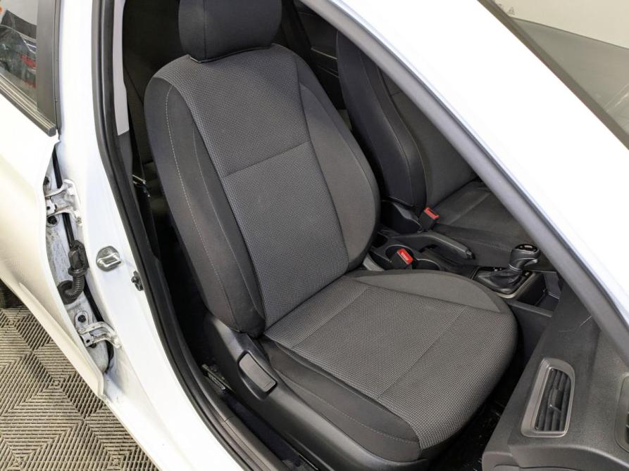 Hyundai Solaris II Москва  - изображение 20