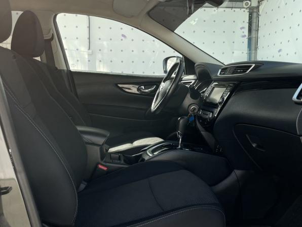 Nissan Qashqai II с пробегом 2016 года, цена 1 590 000 рублей, 131219 км, внедорожник, Автокод Объявления