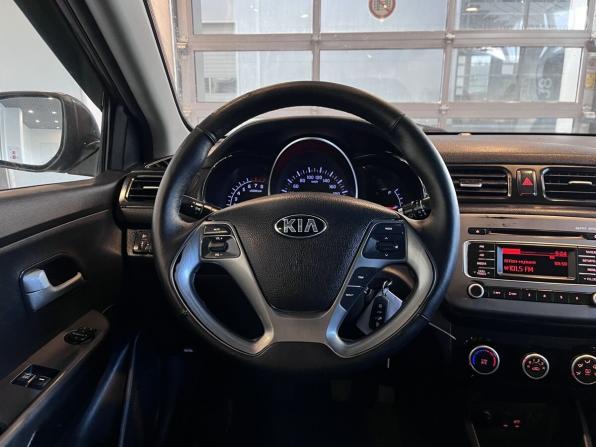 Kia Rio III Рестайлинг с пробегом 2016 года, цена 535 000 рублей, 362332 км, седан, Автокод Объявления