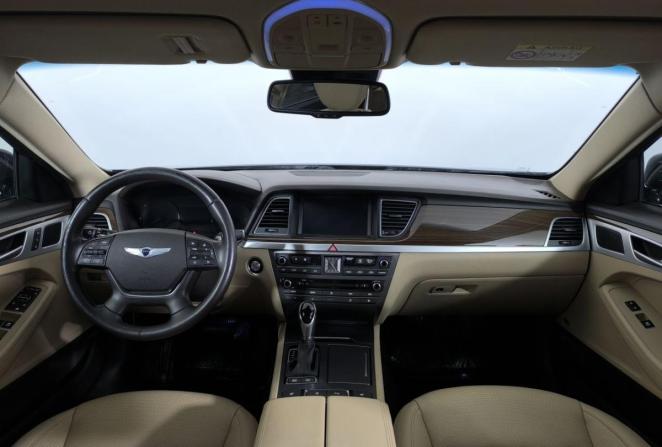 Hyundai Genesis II с пробегом 2015 года, цена 1 850 000 рублей, 163395 км, седан, Автокод Объявления