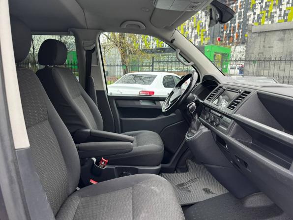 Volkswagen Caravelle T6 с пробегом 2018 года, цена 2 985 000 рублей, 206093 км, минивэн, Автокод Объявления