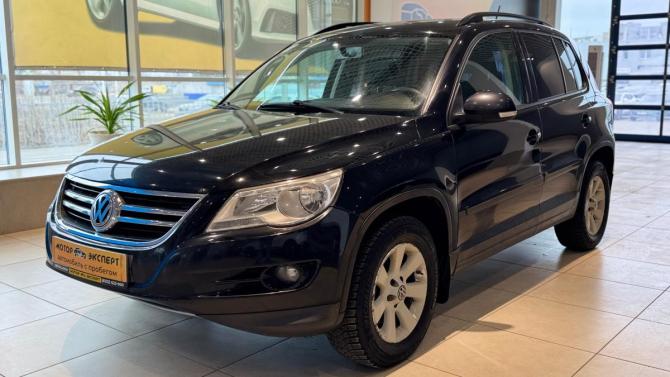 Volkswagen Tiguan I с пробегом 2010 года, цена 875 000 рублей, 246663 км, внедорожник, Автокод Объявления