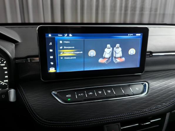 Haval Jolion I Рестайлинг с пробегом 2023 года, цена 1 797 000 рублей, 48895 км, внедорожник, Автокод Объявления