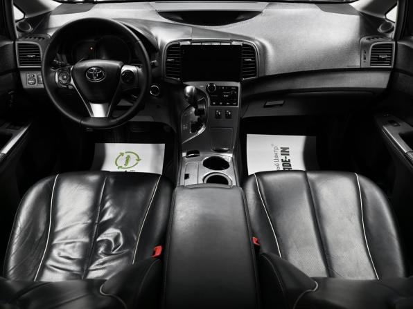 Toyota Venza I Рестайлинг с пробегом 2014 года, цена 2 345 000 рублей, 196338 км, внедорожник, Автокод Объявления