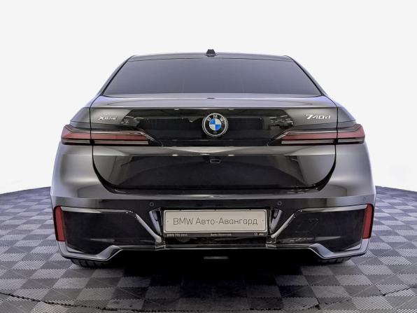 BMW 7 серии VII (G70) с пробегом 2025 года, цена 15 900 000 рублей, 8049 км, седан, Автокод Объявления