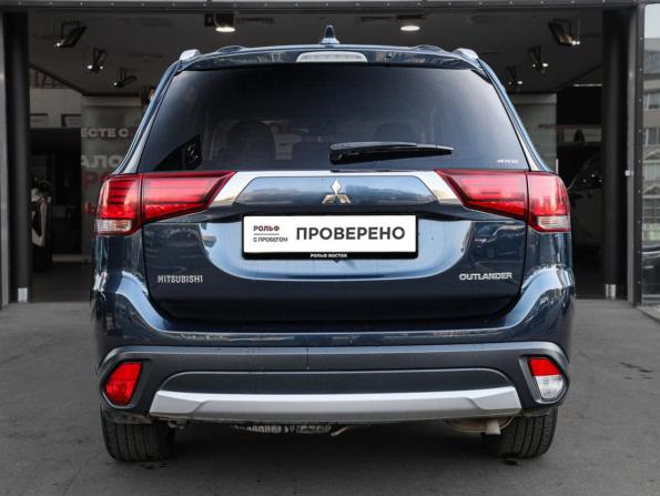 Mitsubishi Outlander III Рестайлинг 2 с пробегом 2018 года, цена 2 400 000 рублей, 69892 км, внедорожник, Автокод Объявления