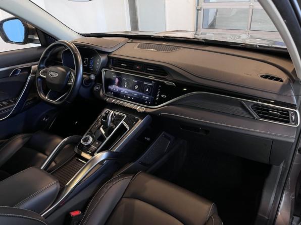 Geely Atlas Pro с пробегом 2023 года, цена 2 440 000 рублей, 58768 км, внедорожник, Автокод Объявления