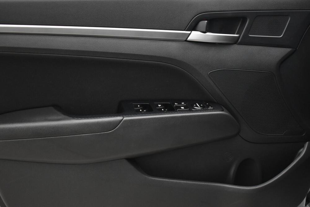 Hyundai Elantra VI (AD) Рестайлинг Москва  - изображение 11