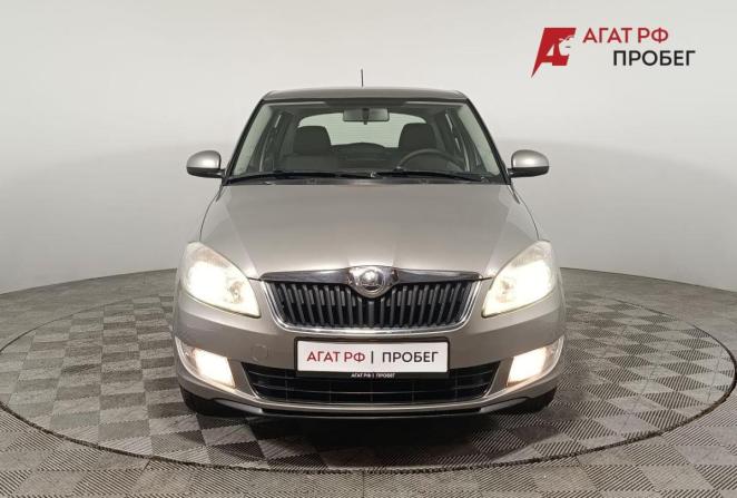 Skoda Fabia II Рестайлинг с пробегом 2013 года, цена 680 000 рублей, 174179 км, хэтчбек, Автокод Объявления