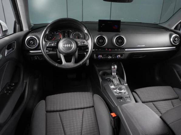 Audi A3 III (8V) Рестайлинг с пробегом 2017 года, цена 2 299 000 рублей, 122693 км, седан, Автокод Объявления