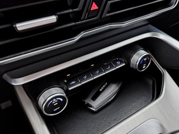 Geely Coolray I с пробегом 2022 года, цена 1 169 000 рублей, 139836 км, внедорожник, Автокод Объявления