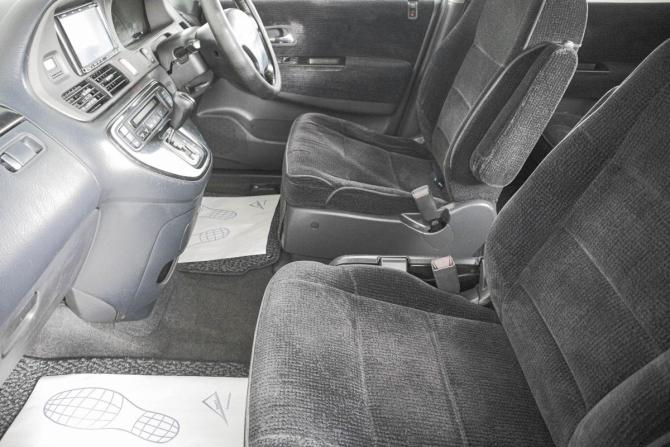 Honda Odyssey II Рестайлинг с пробегом 2001 года, цена 499 000 рублей, 327748 км, компактвэн, Автокод Объявления