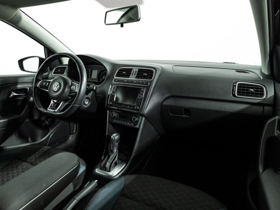 Volkswagen Polo V Рестайлинг Санкт-Петербург  - изображение 10