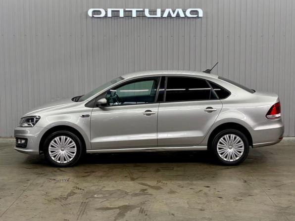 Volkswagen Polo V Рестайлинг с пробегом 2018 года, цена 1 497 000 рублей, 126935 км, седан, Автокод Объявления