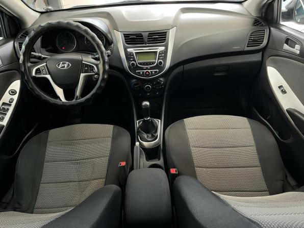 Hyundai Solaris I с пробегом 2012 года, цена 603 200 рублей, 261826 км, хэтчбек, Автокод Объявления