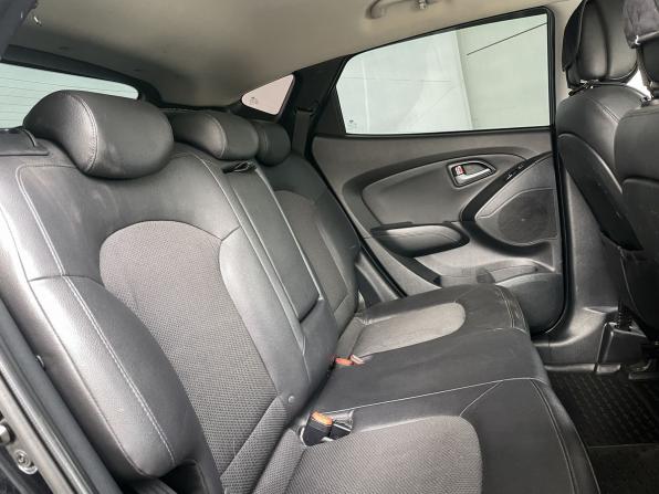 Hyundai ix35 I Рестайлинг с пробегом 2015 года, цена 1 298 000 рублей, 198378 км, внедорожник, Автокод Объявления
