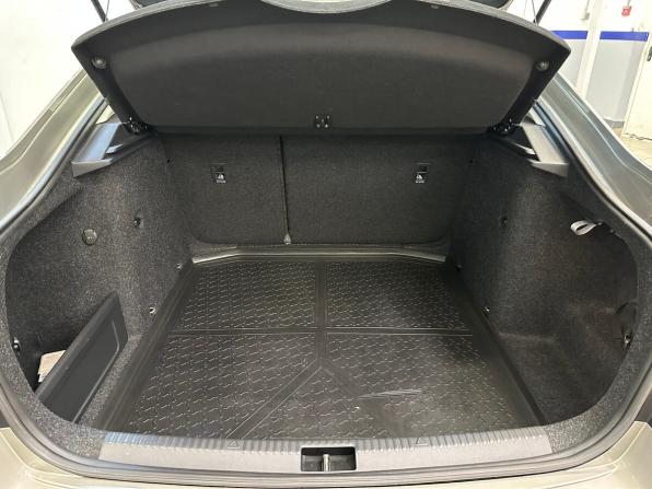 Skoda Octavia III (A7) Рестайлинг с пробегом 2018 года, цена 2 149 000 рублей, 40102 км, лифтбек, Автокод Объявления