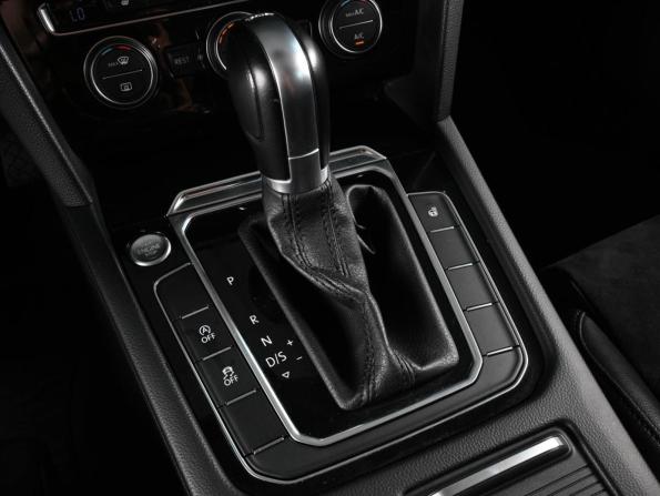 Volkswagen Passat B8 с пробегом 2017 года, цена 2 149 000 рублей, 159244 км, седан, Автокод Объявления