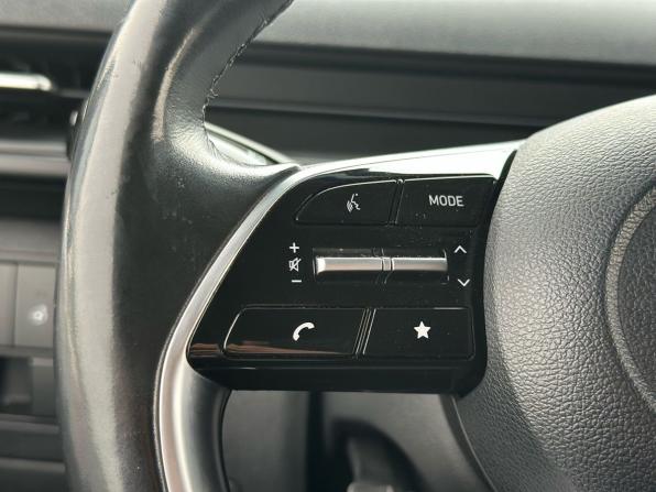 Hyundai Staria I с пробегом 2021 года, цена 4 700 000 рублей, 87385 км, минивэн, Автокод Объявления