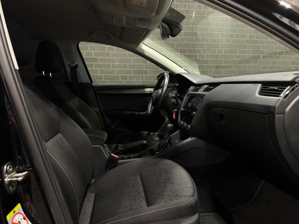 Skoda Octavia III (A7) Рестайлинг с пробегом 2019 года, цена 1 731 000 рублей, 82494 км, лифтбек, Автокод Объявления