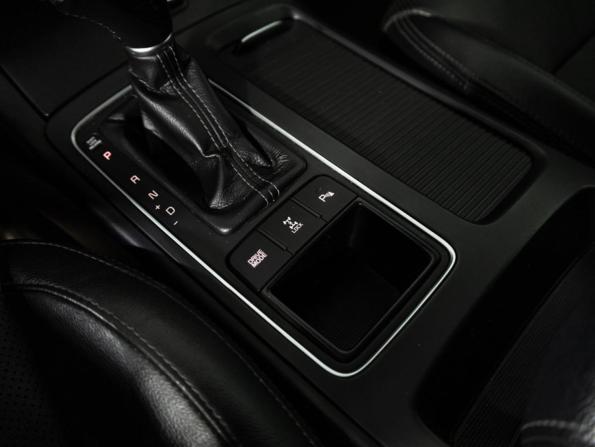 Kia Sorento III Prime с пробегом 2017 года, цена 1 999 777 рублей, 272576 км, внедорожник, Автокод Объявления