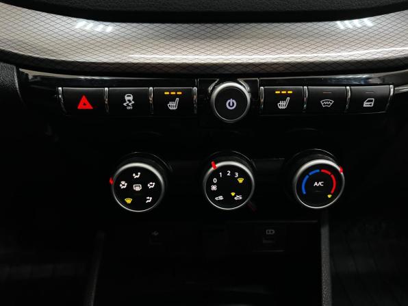 Lada (ВАЗ) Vesta I Рестайлинг (NG) с пробегом 2025 года, цена 1 599 000 рублей, 11500 км, седан, Автокод Объявления