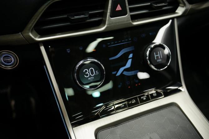 Exeed TXL I Рестайлинг с пробегом 2023 года, цена 2 467 000 рублей, 65000 км, внедорожник, Автокод Объявления