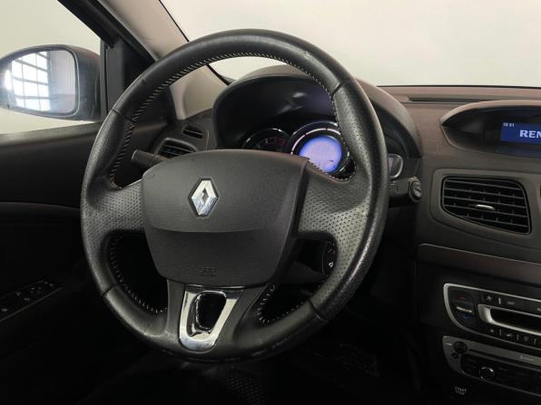 Renault Megane III Рестайлинг с пробегом 2014 года, цена 720 000 рублей, 170770 км, хэтчбек, Автокод Объявления