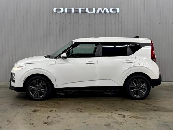 Kia Soul III с пробегом 2022 года, цена 1 927 000 рублей, 65000 км, хэтчбек, Автокод Объявления