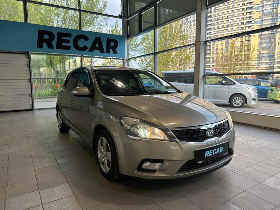 Kia Ceed I Рестайлинг Санкт-Петербург  - изображение 35