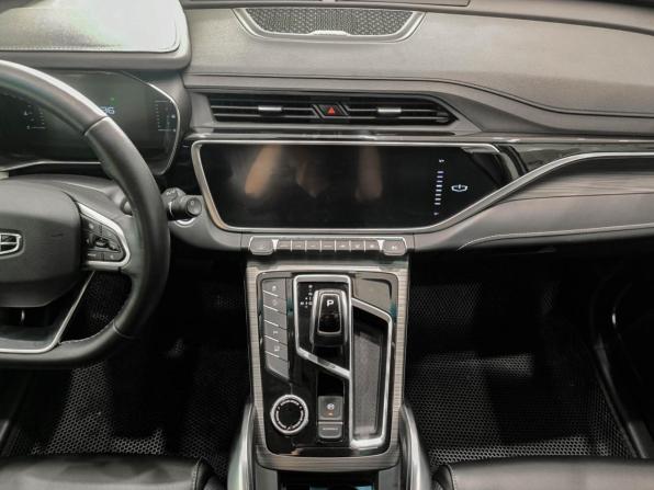 Geely Atlas Pro с пробегом 2024 года, цена 2 050 000 рублей, 70871 км, внедорожник, Автокод Объявления