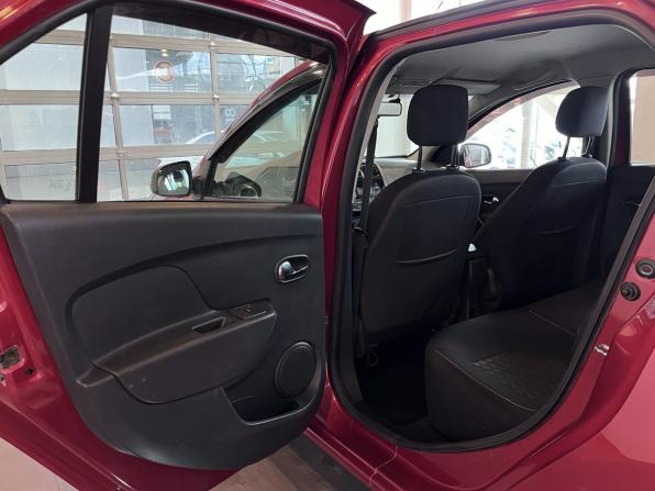 Renault Logan II с пробегом 2014 года, цена 591 000 рублей, 178870 км, седан, Автокод Объявления