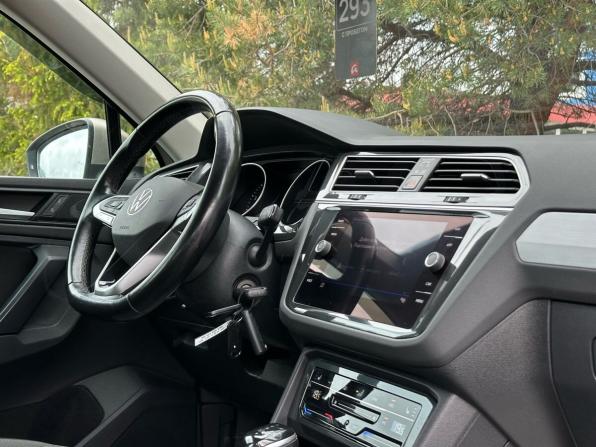 Volkswagen Tiguan II Рестайлинг с пробегом 2021 года, цена 3 449 000 рублей, 74262 км, внедорожник, Автокод Объявления